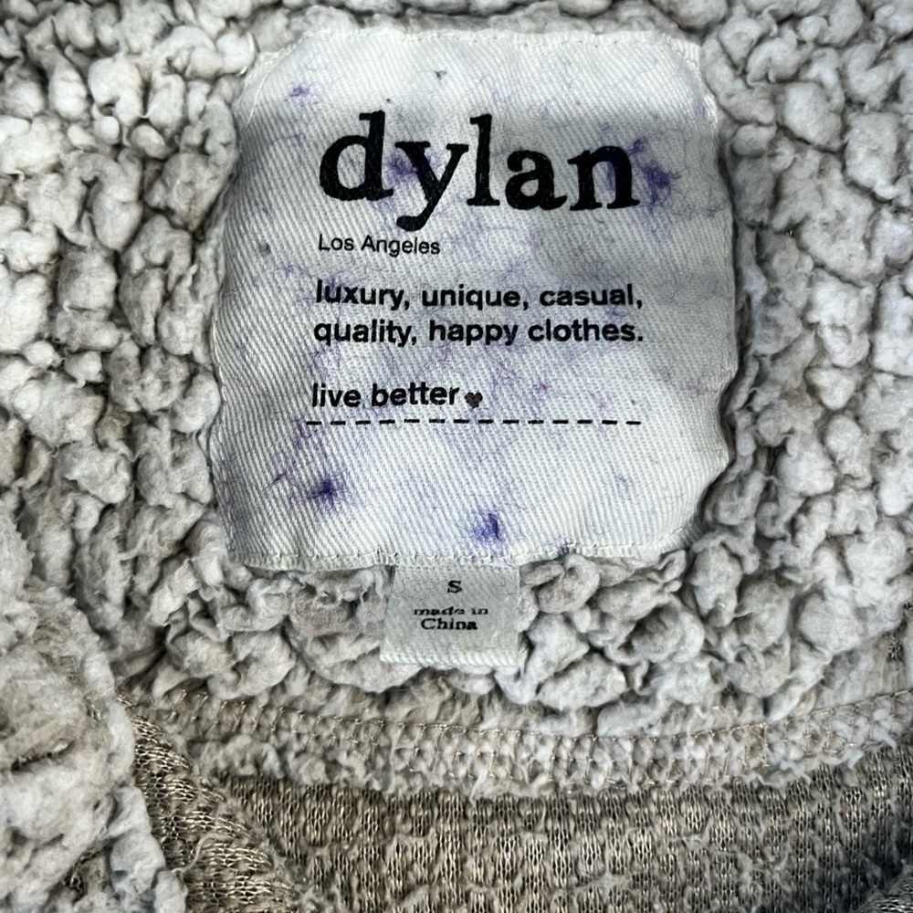 Dylan Light Grey Faux Fur Sherpa 3/4 Zip Up Pull Over Size Small - Picture 4 of 12